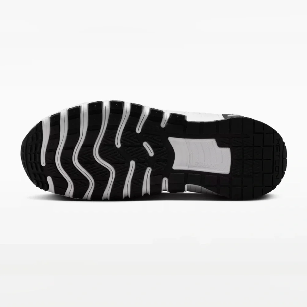 Nike Black and White Slip-On Training Sneakers / Nike Free Metcon 6 - NEW!! - Picture 9 of 12